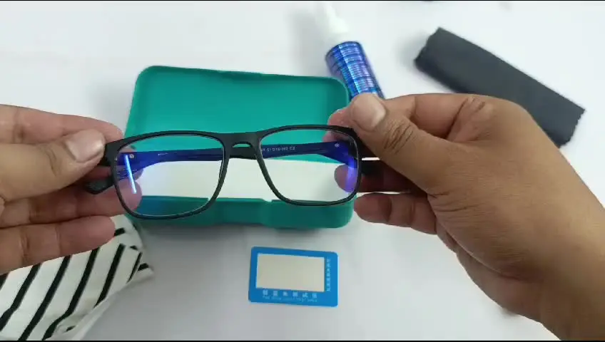 2 in 1 UV Glass